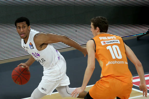 对于任何顶 对于任何顶