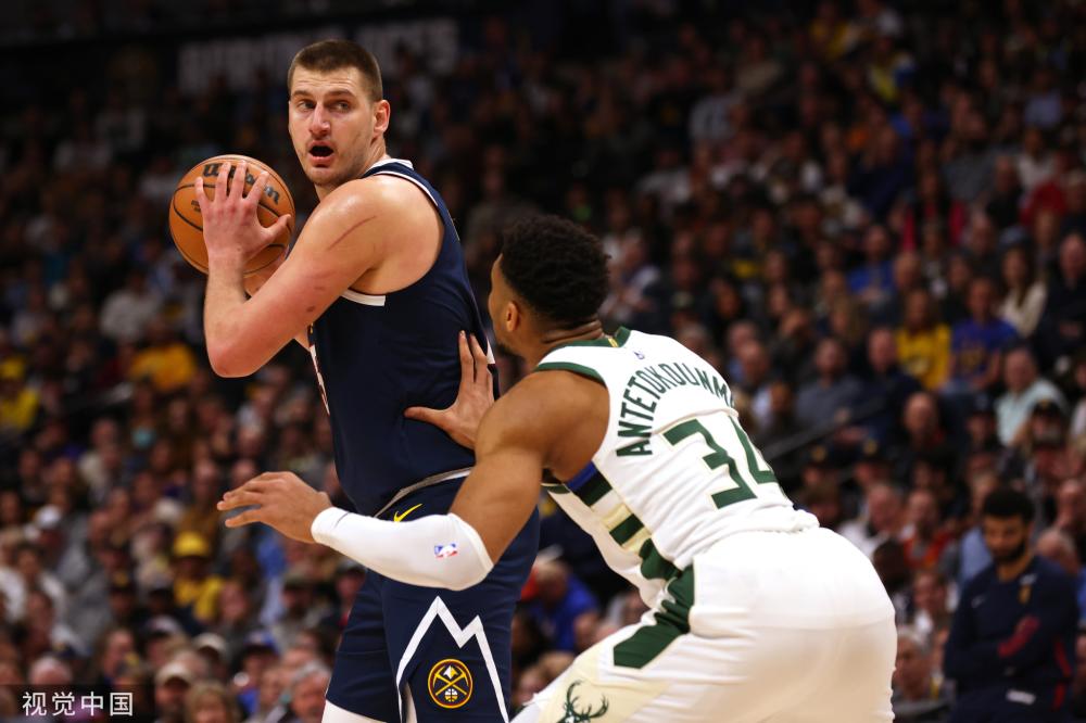 早些时候 早些时候