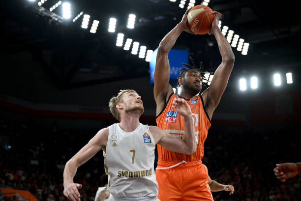 更大的惊喜 更大的惊喜